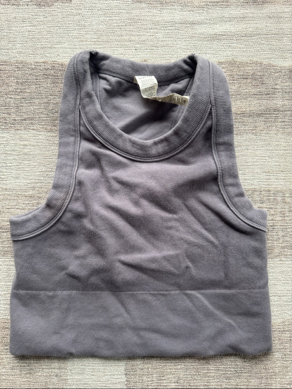 ALO Deal 🔥 -  SEAMLESS DELIGHT HIGH NECK Bra- Light Gray/fog